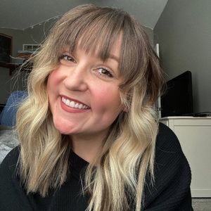 Meet your Posher, Olivia